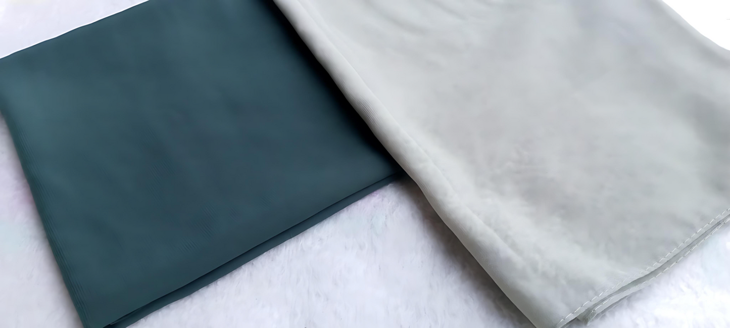 ✨ Set of 2 Georgette Hijabs – Mint & Dark Green with Skin-Tone Gloves